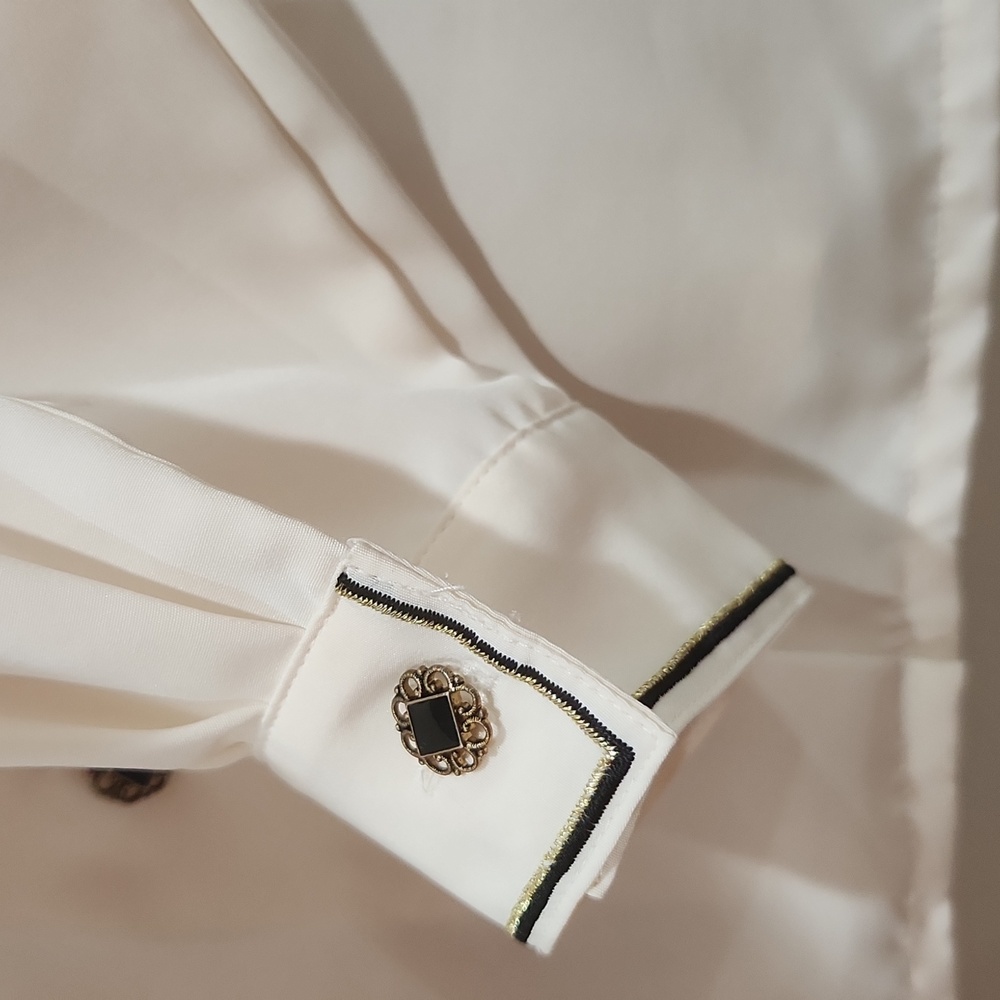 Koret Cream Button-Down Blouse With Burgundy Embr… - image 8